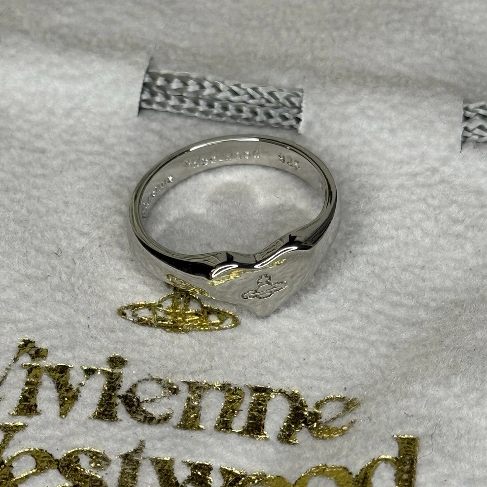Vivienne Westwood 925 Silver Marybelle Metal Heart Ring Size 6-8 New in Box - Image 1 of 4