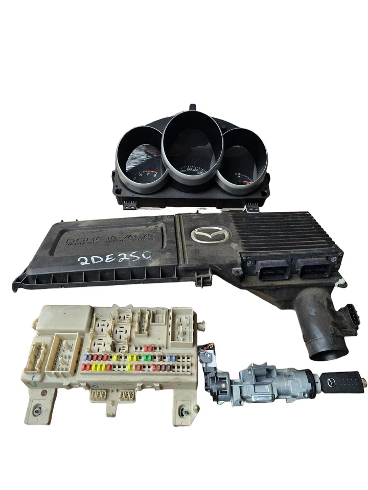 Kit centralina motore 1001408552 Mazda 3 - Immagine 1 di 4