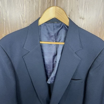 Abrigo deportivo Perma-Prest hecho en EE. UU. para hombre 44L azul marino poliéster latón botones de metal Foto 1 de 4