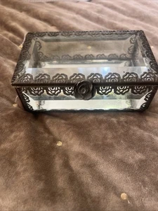 Nicole Miller dekoratives Glas Schmuckkästchen 3”x 5” - Bild 1 von 8