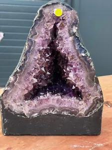 Amethyst Druse lila Geode SUPER schöne violett-goldene Kristalle #10 - Bild 1 von 4