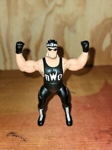 HOLLYWOOD HULK HOGAN ToyBiz 1998 5" WCW Wrestling Figure nWo New World Order