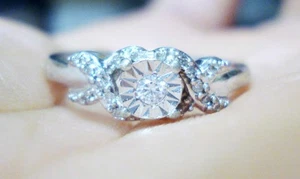 ANILLO DE PROMESA DE PLATA ESTERLINA 925 Redondo 0,22 TCW DIAMANTES talla 6,75 - Imagen 1 de 9
