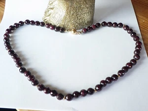 SCHMUCK-STCK GRANAT Facettiert KETTE A Magnetverscluss vergoldet Kugel - Bild 1 von 2