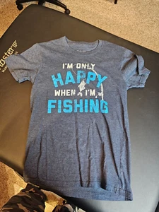 Mens I'm only Happy When I'm Fishing Tshirt Small - Picture 1 of 3