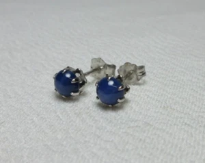 VINTAGE 14K WHITE GOLD BLUE STAR SAPPHIRE EARRINGS - Picture 1 of 10