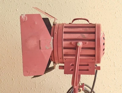 #16/ Mole Richardson Baby Solarspot type 751 w/ barn doors - Image 1 of 3