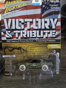 2025 Johnny Lightning Victory  Tribute 2014 Dodge Challenger R/T WHITE LIGHTNING - Picture 1 of 11