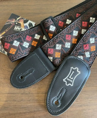 Ремешок гитарный плетеный Levy's M8HT-15 2 дюйма 60-е Hootenanny Jacquard коричневые бриллианты - Изображение 1 из 4