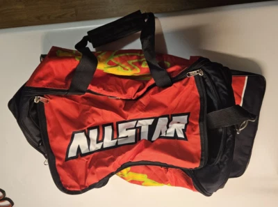 Bolsa de viagem All Star Sic Sixbowl Philadelphia - Vermelha / Preta / Dourada (USADA) - Imagem 1 de 4