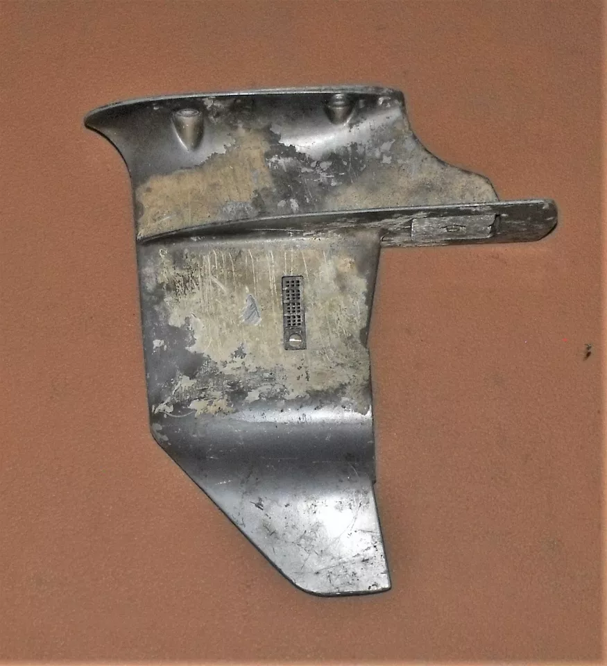 Yamaha 15 HP Lower Casing Assembly PN 66M-45311-00-4D Fits 1985-1993 - Image 1 of 3