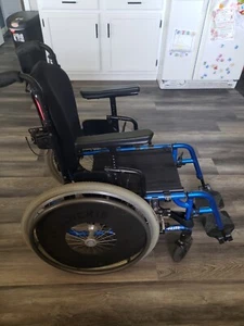 Tilite Aero X Ultralight 14" X 17.5" Folding Frame Sport Wheelchair Adjustable - Picture 1 of 16