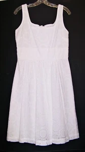 Banana Republic Eyelet Fit & Flare Dress Size 4 White Sleeveless Lined Pretty! - Picture 1 of 6