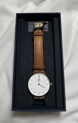 Reloj Daniel Wellington Petite Durham 32mm Cuero Oro Rosa Excelente Estado Foto 1 de 4