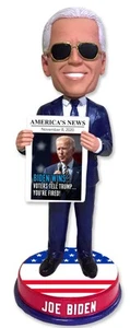 Giornale Joe Biden con occhiali da sole Bobblehead - Foto 1 di 1
