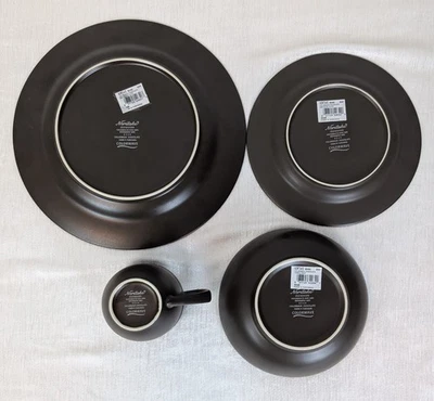 Nuevo Noritake Colorwave Chocolate 4 Piezas Ajuste de Lugar Marrón Cena Ensalada Cereal Foto 1 de 3