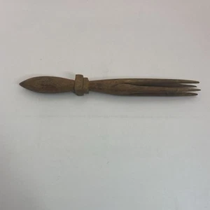 Antique CARVED WOODEN CANNIBAL FORK WITH FOUR PRONGS Vintage - Picture 1 of 11