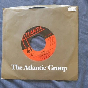 Rock 45 Laura Branigan - Gloria / Living A Lie On Atlantic 1982 - Picture 1 of 3