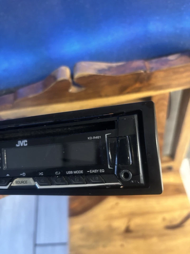 jvc in car radio usb aux - Image 1 of 3