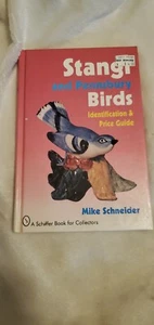 Stangl and Pennsbury Birds: Identification and Price Guide by Schneider, Mike - Bild 1 von 4