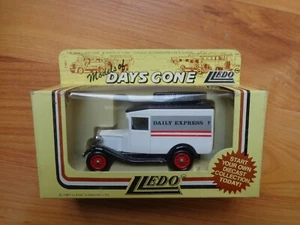 LLEDO DAYS GONE CLASSIC MODEL A FORD VAN 'DAILY EXPRESS' MODEL BOXED - Picture 1 of 1