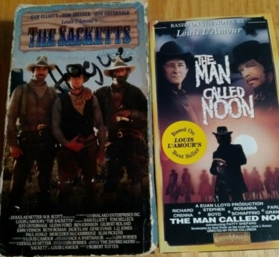 Louis L'Amour Western VHS Tape Lot The Man Called Noon  The Sacketts Preowned Foto 1 de 4