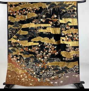 Japanischer Kimono FURISODE.Reine Seide.Stickerei.Schwarz Gold 162,5cm - Bild 1 von 7