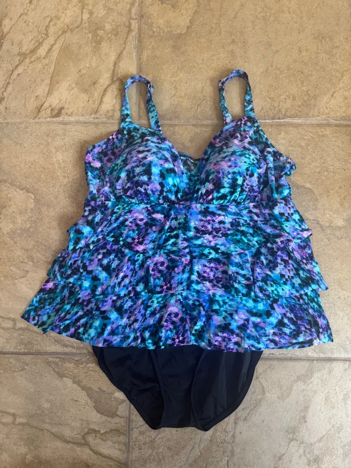 TRAJE DE BAÑO CROFT & BARROW DE UNA PIEZA PARA MUJER TALLA 20W Foto 1 de 2