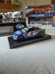 1/24 Kyle Larson 2021 Phoenix Raced Win Elite - Picture 1 of 5