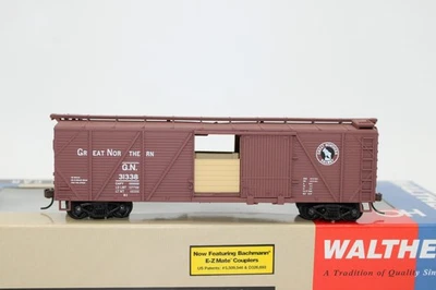 Walthers HO Scale GN Great Northern 40' Wood Box Car w/ Grain Doors LN OB - Image 1 of 4