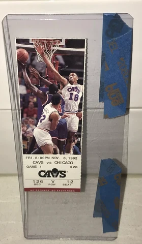 Bulls Cavs 11/6/92 UNUSED Full Ticket Stub Jordan Away Game Pippen Triple Double Cover