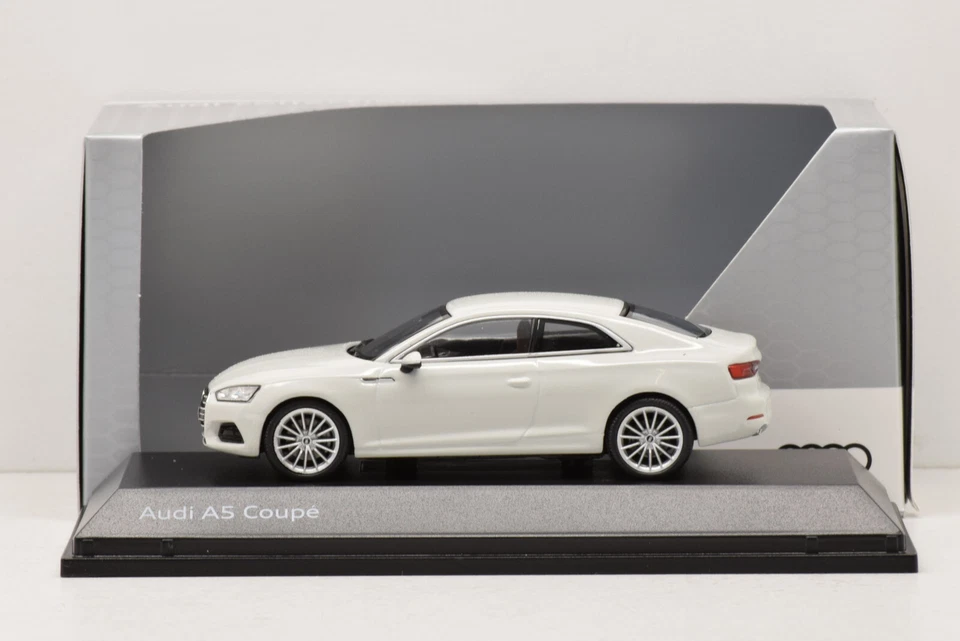 AUDI A5 COUPE GLACIER WHITE 2016 SPARK 1/43 NEUF EN BOITE PROMOTIONNELLE AUDI - Photo 1/4