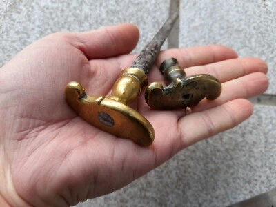 Ancienne Poignée de Porte /Fenêtre, Carré 7mm et 6 mm - Photo 1/4