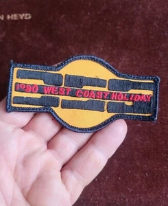 VINTAGE AUTOMOBILE CLUB PATCH / BADGE # PORSCHE 356 WEST COAST HOLIDAY 1980 - Picture 1 of 3