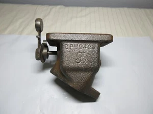 Ford GPW Jeep Broken Exhaust Manifold with Flapper GPW9430 "F" Marked - Original - Foto 1 di 11