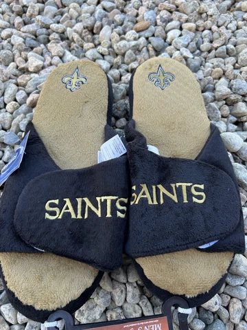 New Orleans Saints NFL Plush open toe slippers mens size Medium foco Cover