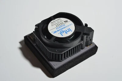 Intel PODP5V83 Pentium OverDrive Prozessor 83MHz 486 Pentium Upgrade - Bild 1 von 4
