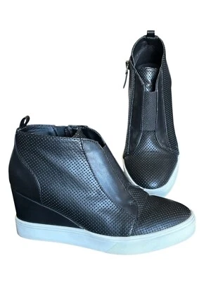 Tênis feminino MIA Cristie salto cunha couro sintético preto tamanho 7 botas de tornozelo - Imagem 1 de 4