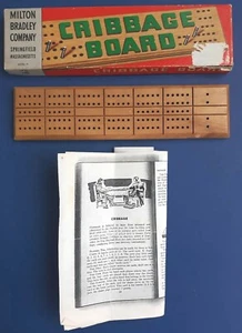 Vintage Milton Bradley Cribbage Board in Original Box 4626-A  - Picture 1 of 12