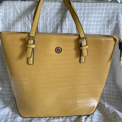 Anne Klein new gold double Straps Purse Handbag tote Medium Sz Top Zip Lion Logo - Image 1 of 4