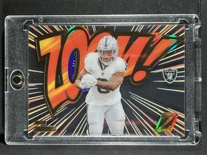 2023 Panini Zenith #16 Josh Jacobs Zoom! 250004 - Picture 1 of 2