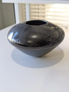 Mata Ortiz Blackware Saattopf - Matilde de Quezada - Fine-Line 5,5" - Bild 1 von 5