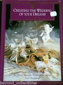 CRAFT BOOKS LOT 4 WEDDING ISSUES - CENTERPIECES - CANDLELIGHT - WEDDING FAVORS - Picture 1 of 4