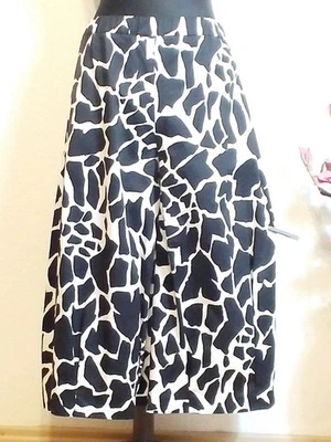 158C° Weite Stiefel Marlene Hose Culotte Schwarz Weiß Taschen Einheitsgröße - Bild 1 von 4