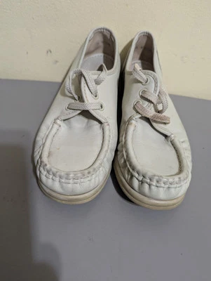 Sapatos Oxfords femininos Soft Spots 7,5M creme com cadarço confortáveis. - Imagem 1 de 4