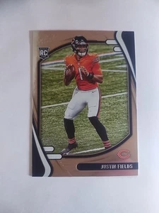 Justin Fields 2021 Absolute #108 Rookie Card Chicago Bears - Picture 1 of 2