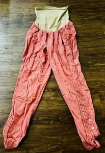 Women’s Motherhood Maternity Pink Pants Size Large - Picture 1 of 3