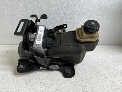 2013-2016 Nissan Pathfinder Power Steering Pump Hydraulic w Bracket Reservoir Oe - Image 1 of 4