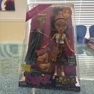 Muñeca Bratz STRUT IT Fashion Collection Yasmin 2002 MGA - Imagen 1 de 6