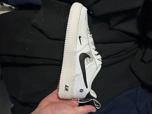 Nike Air Force 1 Lv8 Utility Gs Overbranding AR1708-100 5.5y - Imagen 1 de 5